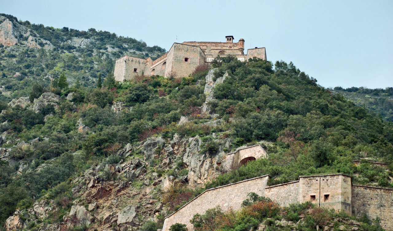 The Canigó massif, hikes between earth and sky : Pyrénées-Orientales