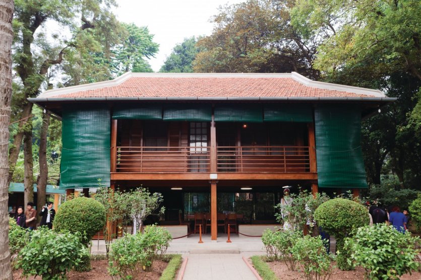 Ancienne résidence de Hô Chi Minh dans le parc du palais présidentiel.