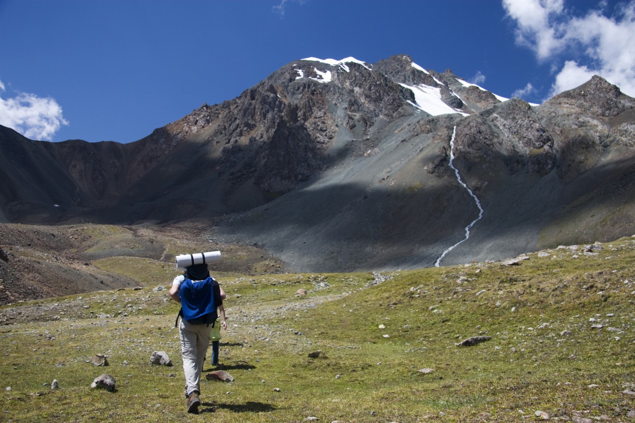 Randonnée près de Karakol au Kirghizistan.