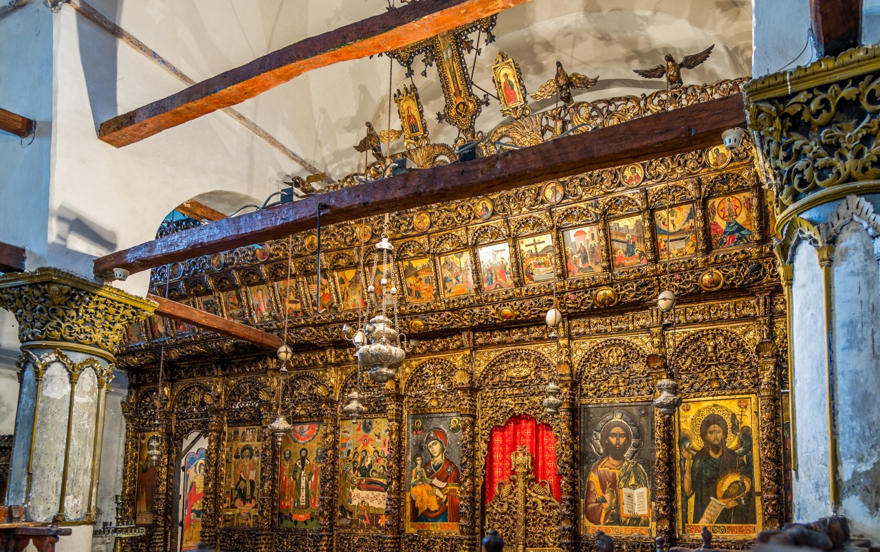 Intérieur de l'église Sainte-Marie de Blachernes, Berat.