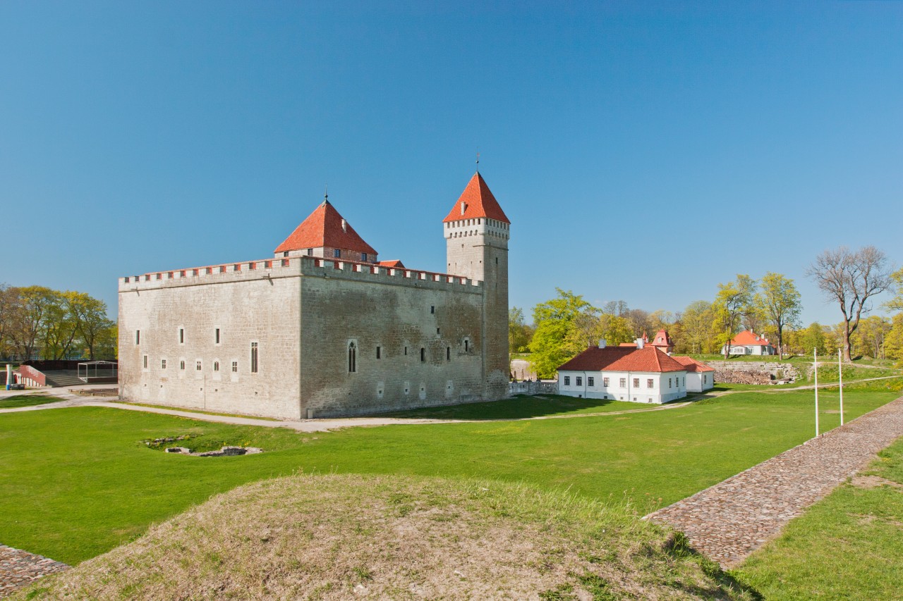 Le château épiscopal de Kuressaare.