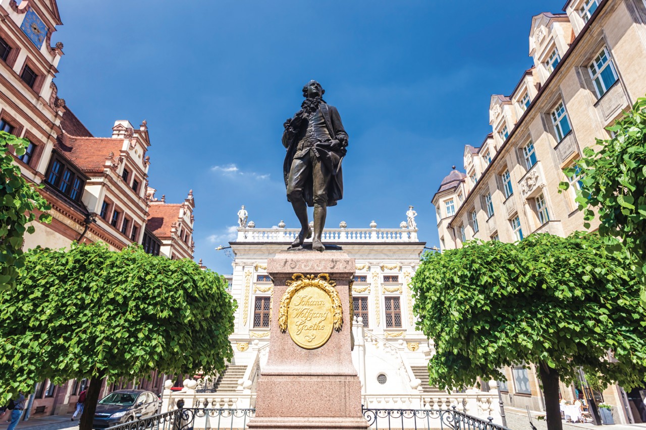 <p>Statue de Goethe à Leipzig.</p>