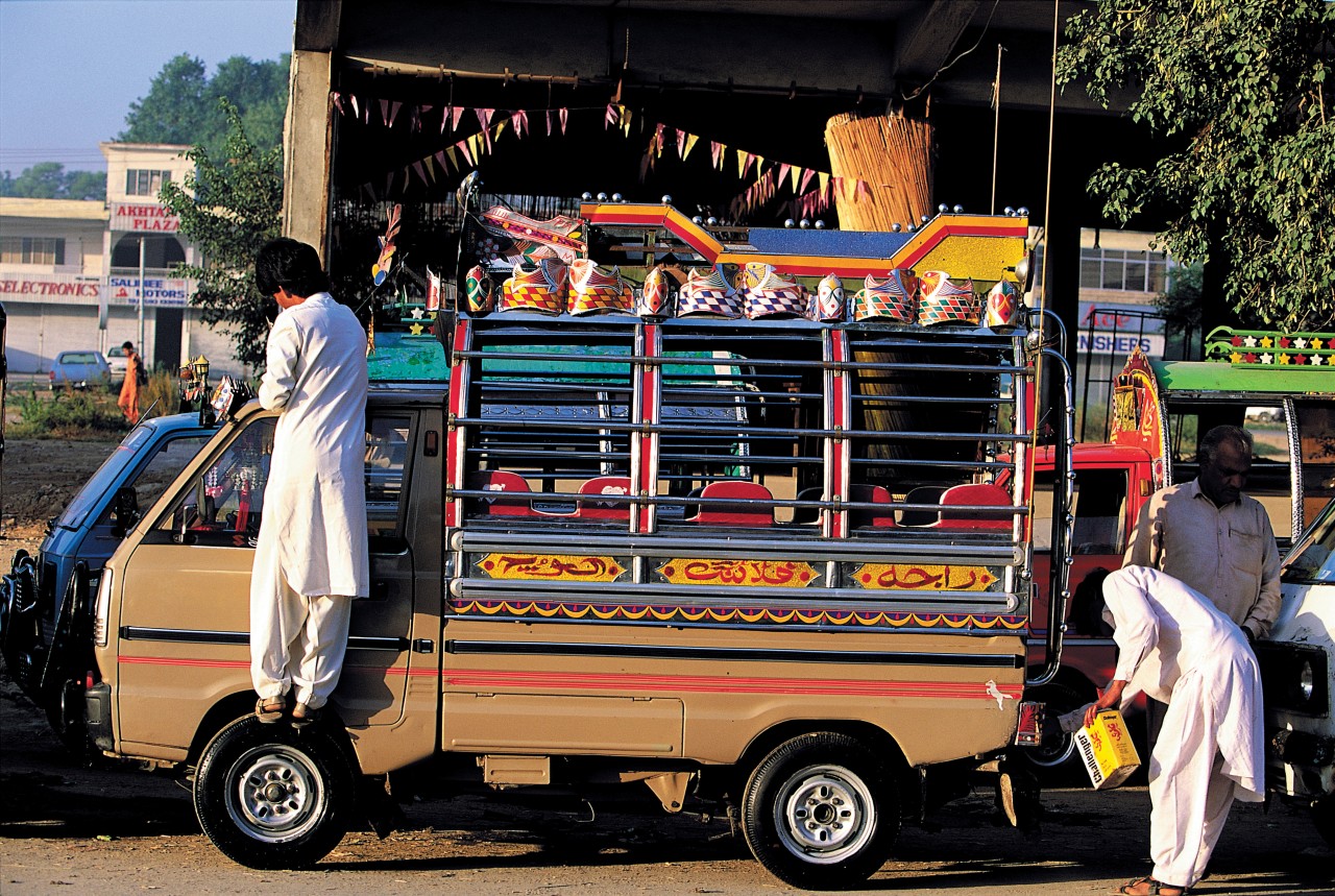 Minibus dans le centre-ville.