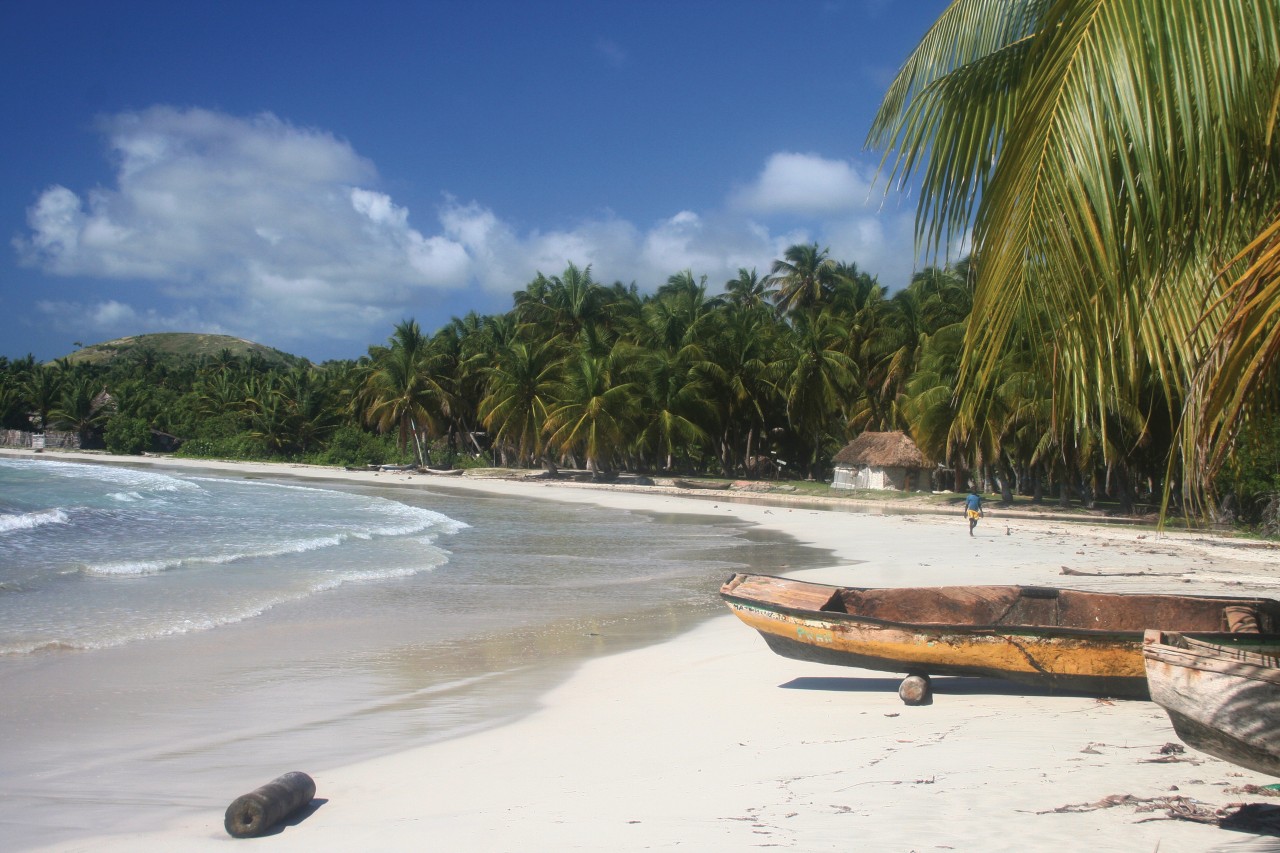 Plage des Cayes.