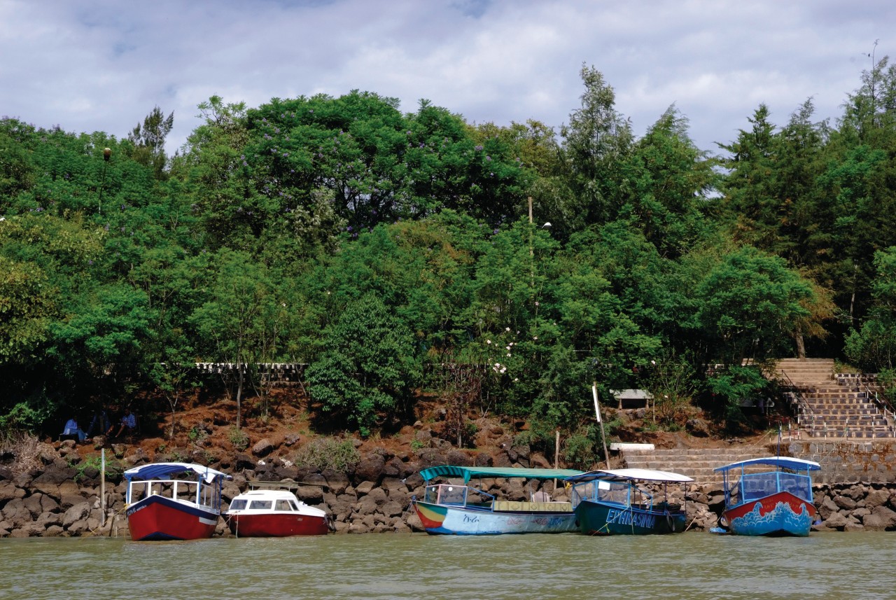 Le petit port d'embarcation de Bahar Dar.