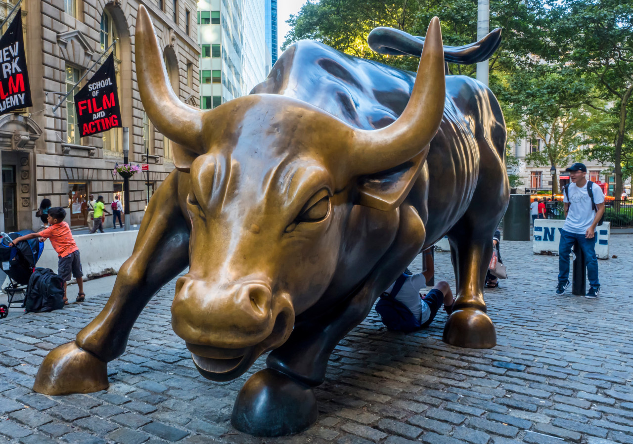 Wall Street Charging Bull.